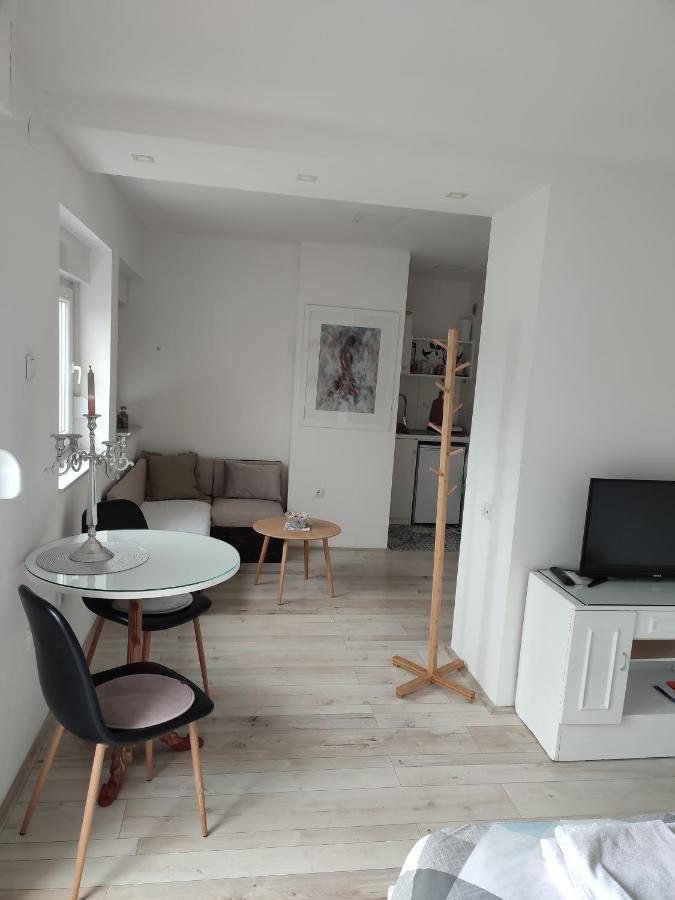 Apartman Park Trebinje Esterno foto